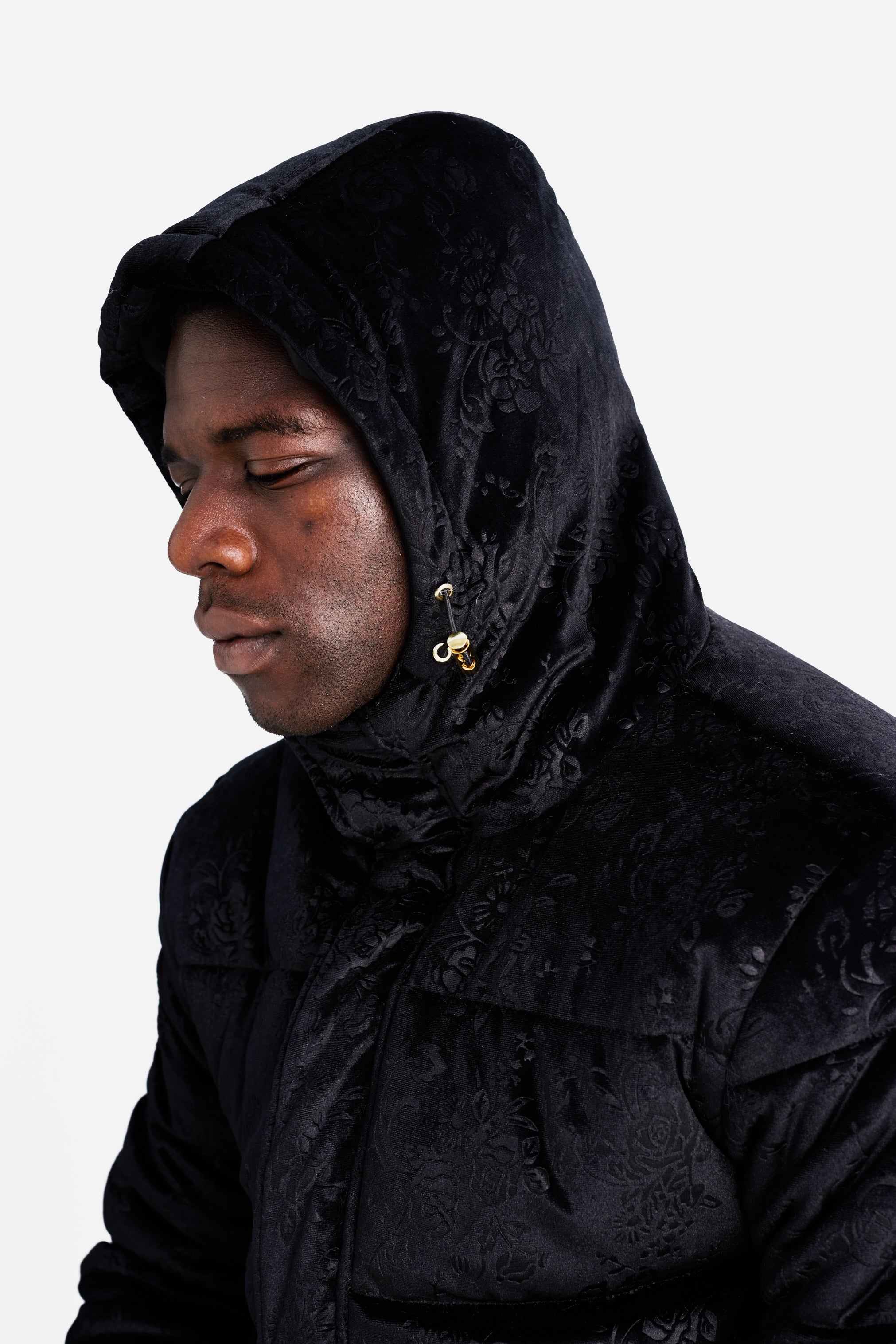 DUNJAKKE - Sort fløjlsmønster (AW20)