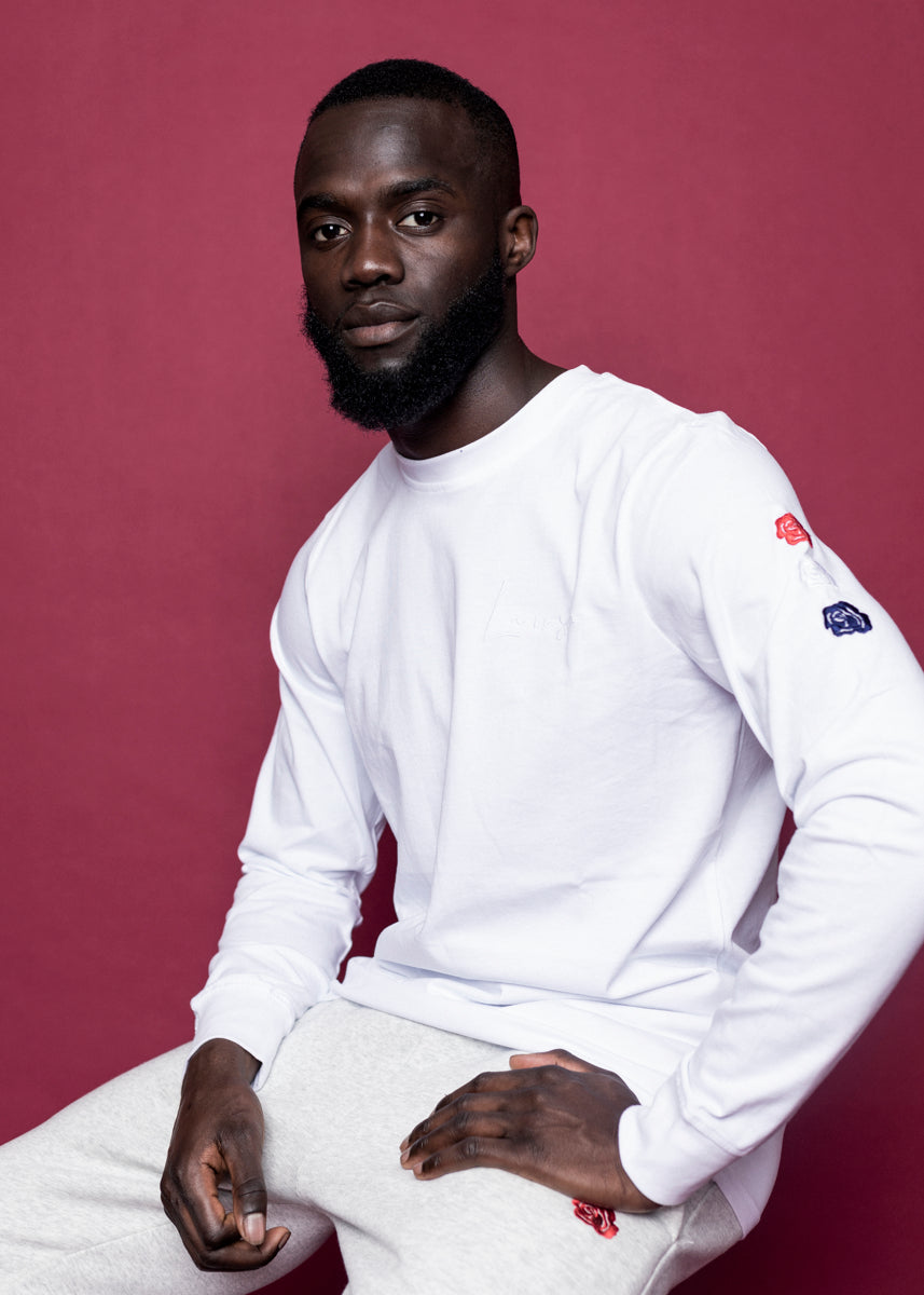 TEE 'HVID TRIPLE ROSE LANGÆRMER' - HVID
