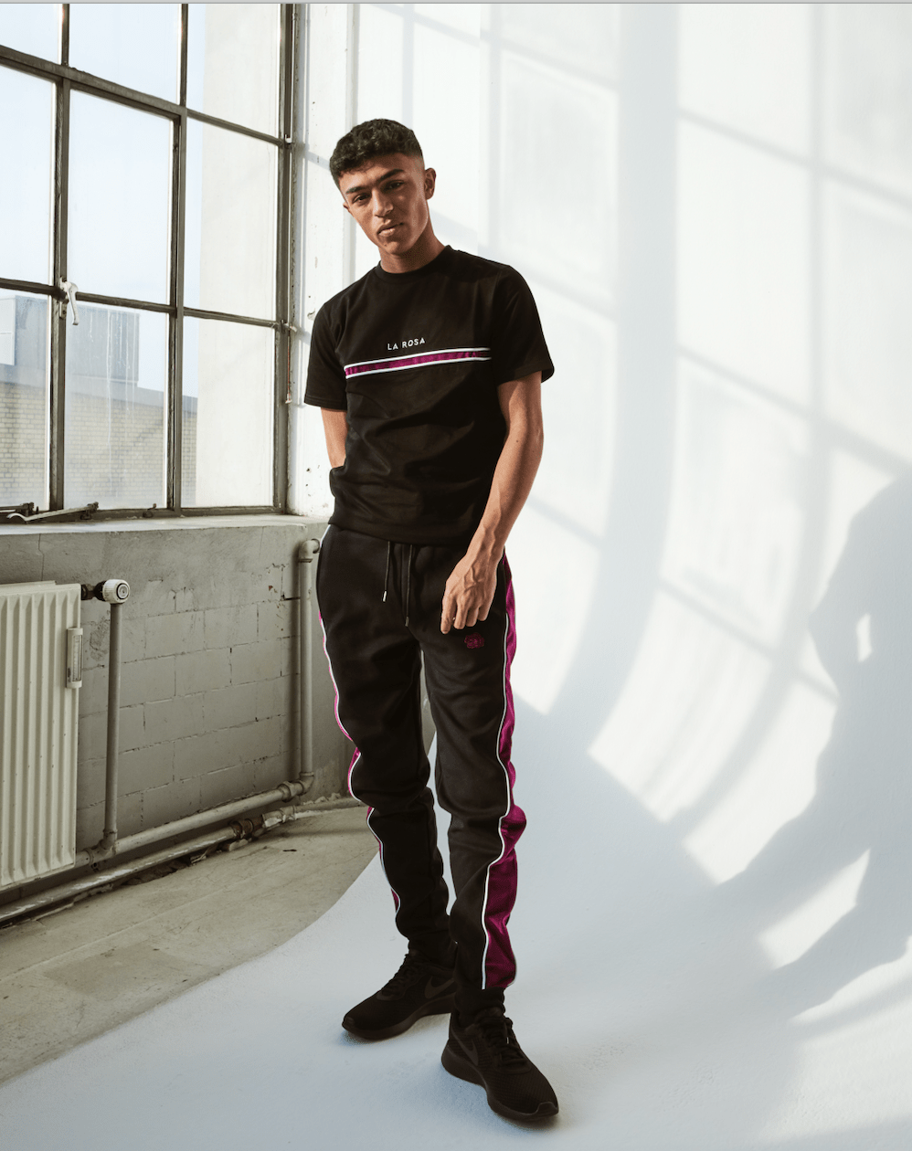 TEE 'TRICOLOUR' - BLACK - LA ROSA