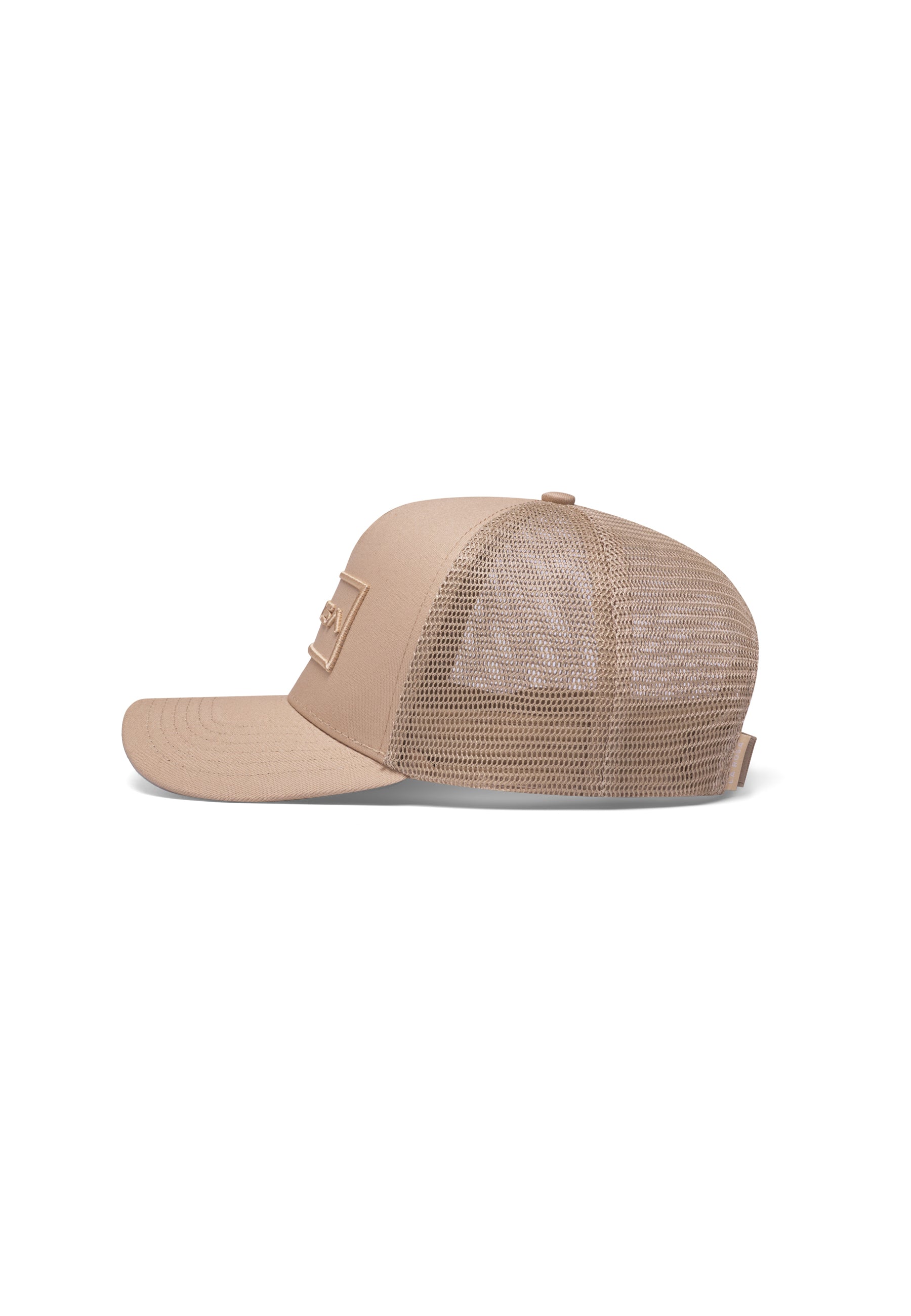 LA ROSA BADGE TRUCKER BASEBALL CAP - BEIGE