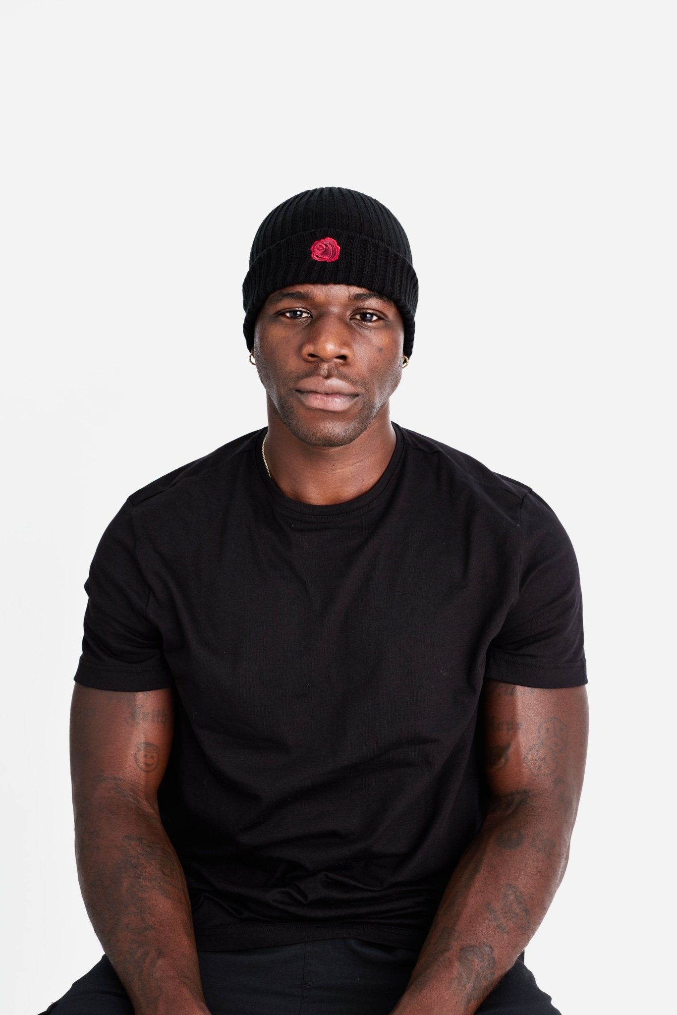 BEANIE 'ROSE WOOL' - BLACK RED - LA ROSA
