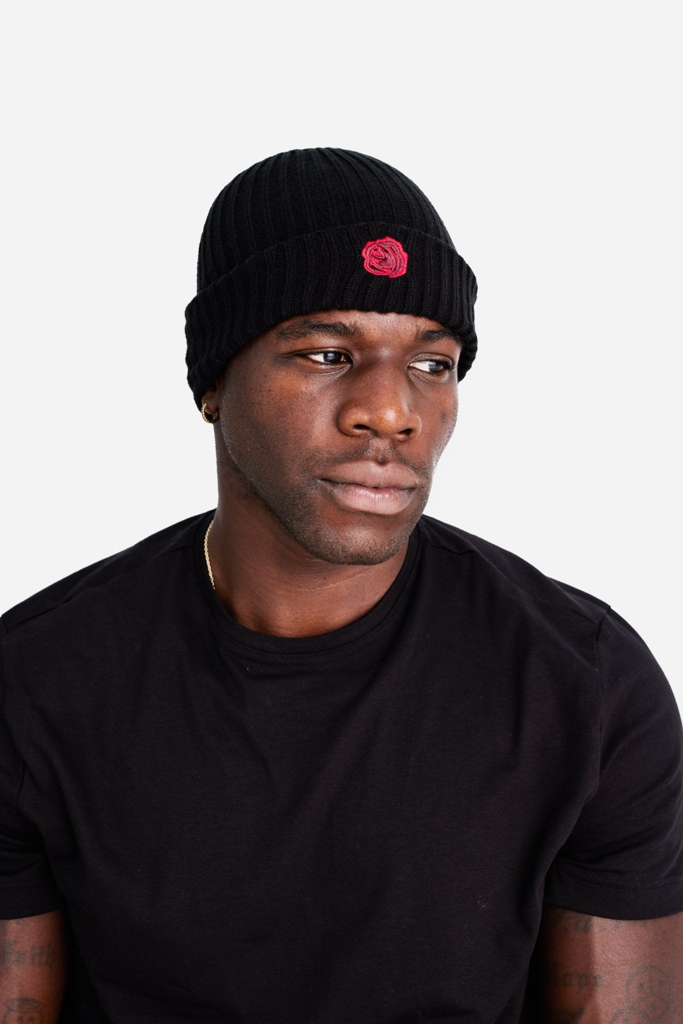 BEANIE 'ROSE WOOL' - BLACK RED - LA ROSA