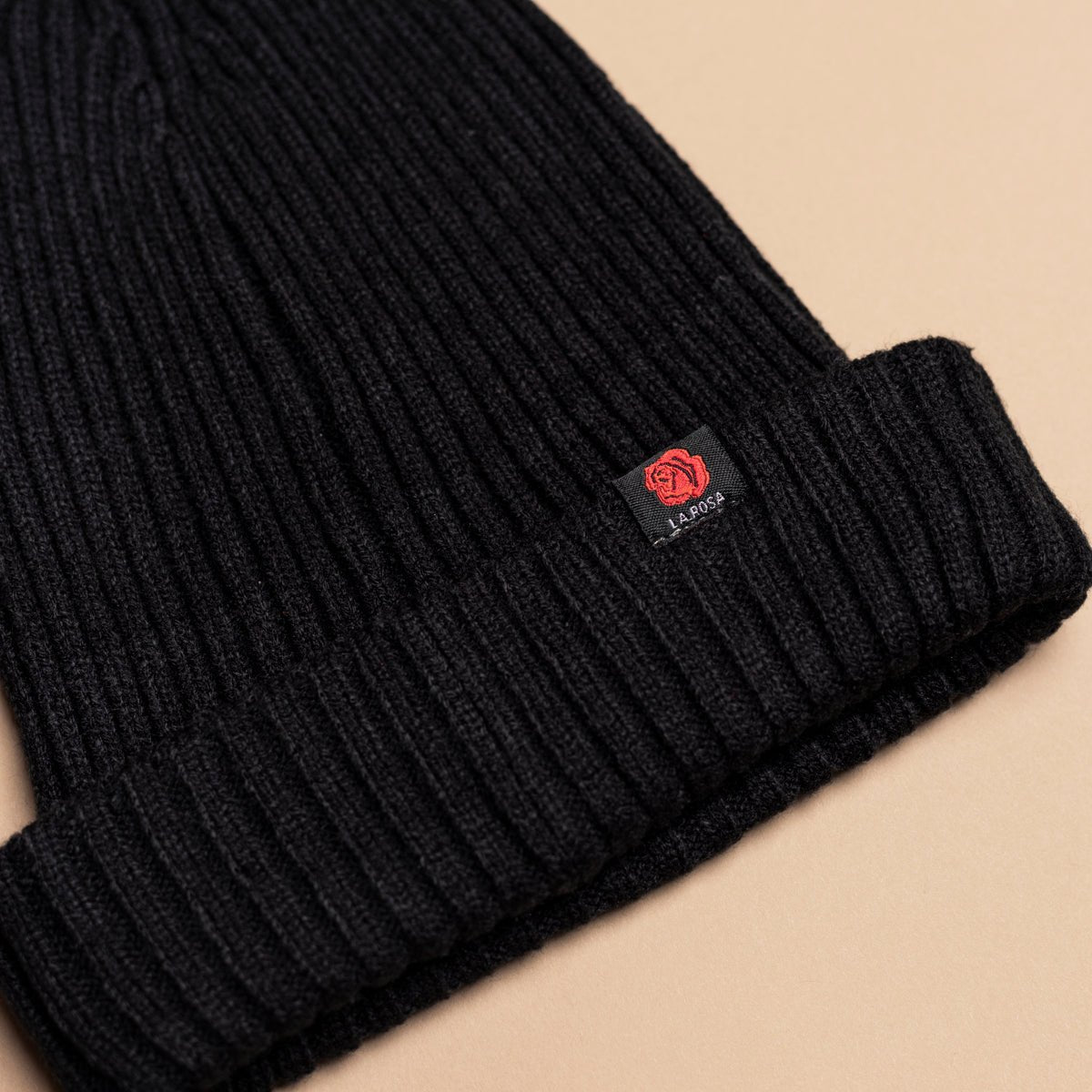 BEANIE 'ROSE WOOL' - BLACK RED - LA ROSA