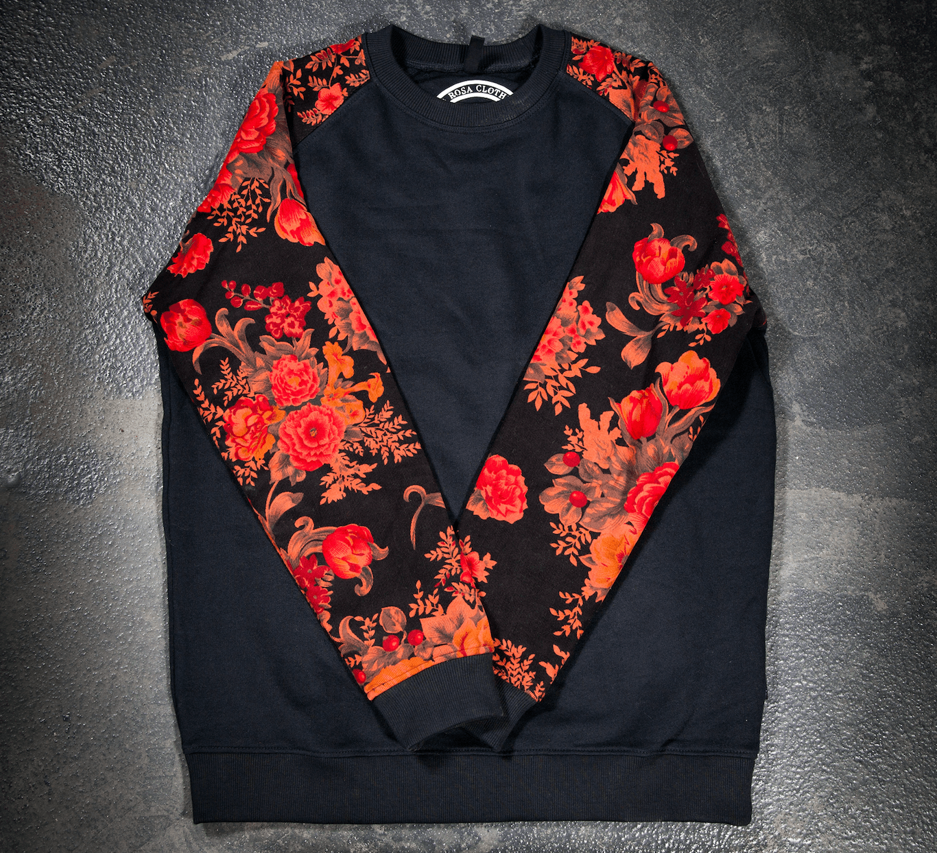 RED ROSE CREWNECK - LA ROSA