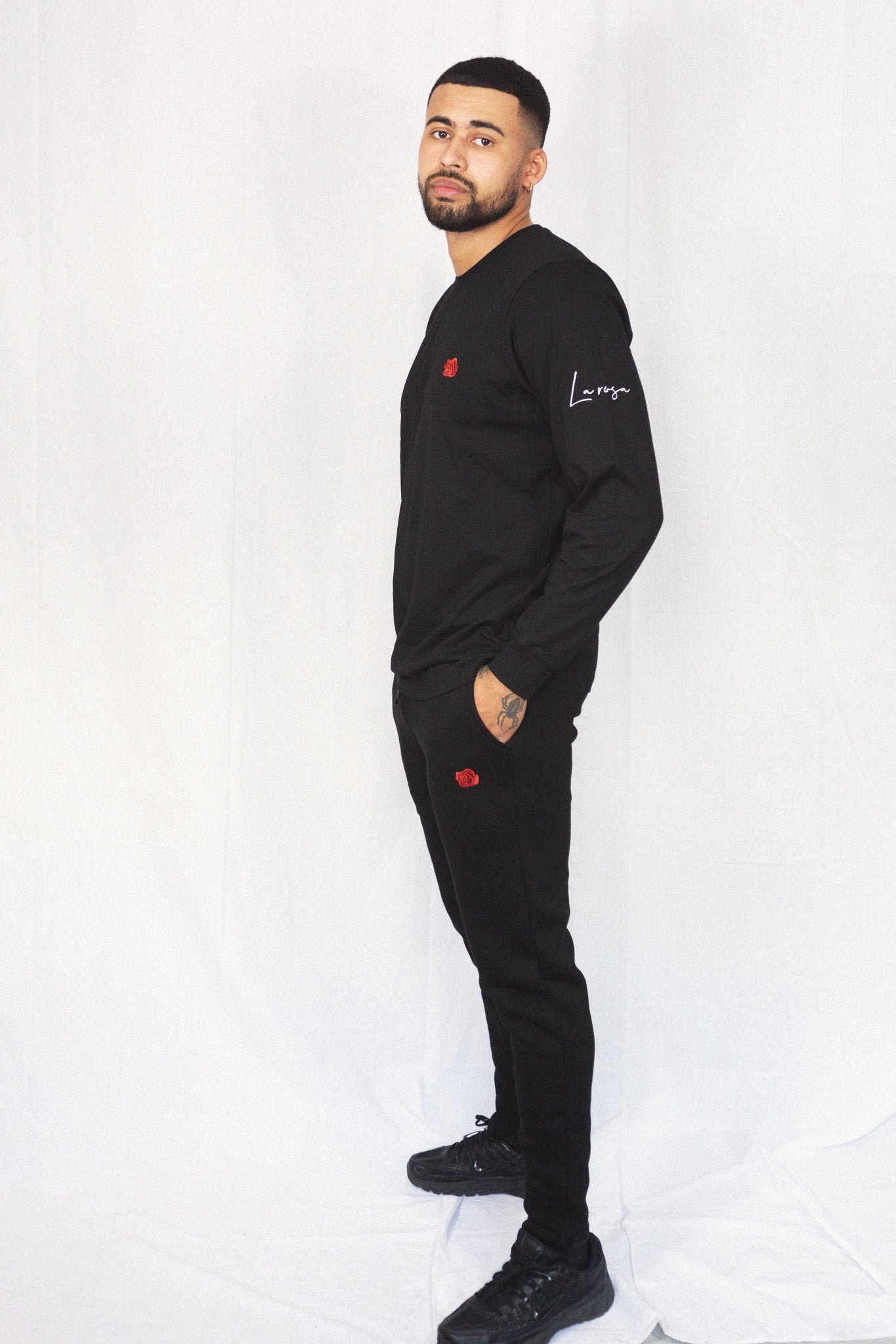 TEE 'ORIGINAL ROSE LONG SLEEVE' - BLACK - LA ROSA